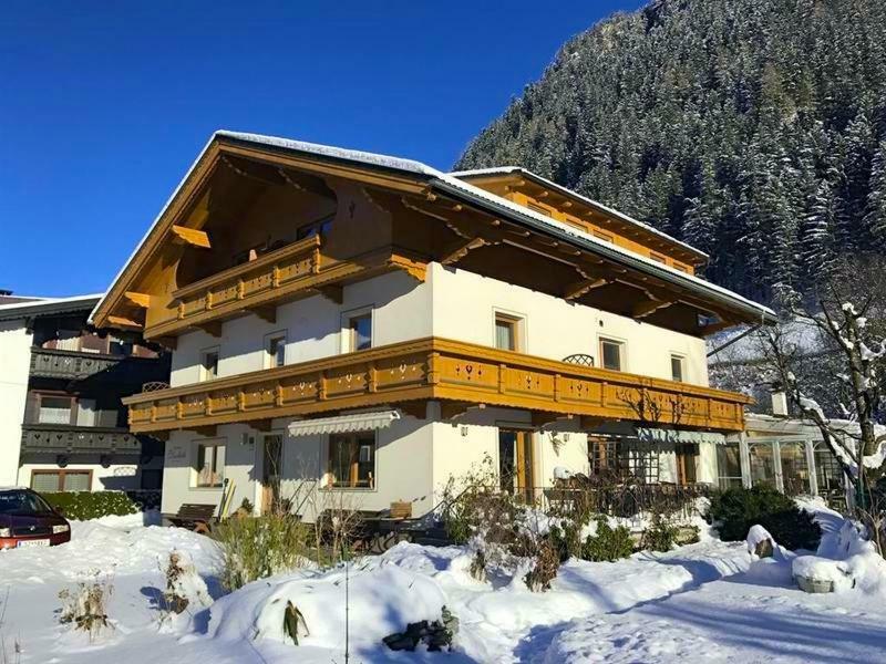 Bed and Breakfast Gästehaus Elisabeth Mayrhofen Exterior foto